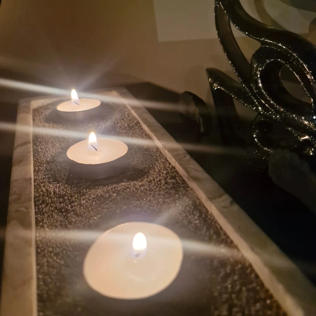 Concrete Plate with Sandy Candle