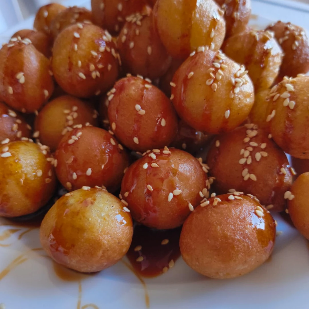 Authentic Emirati Luqaimat – Sweetened with Natural Date Syrup and Roasted Sesam