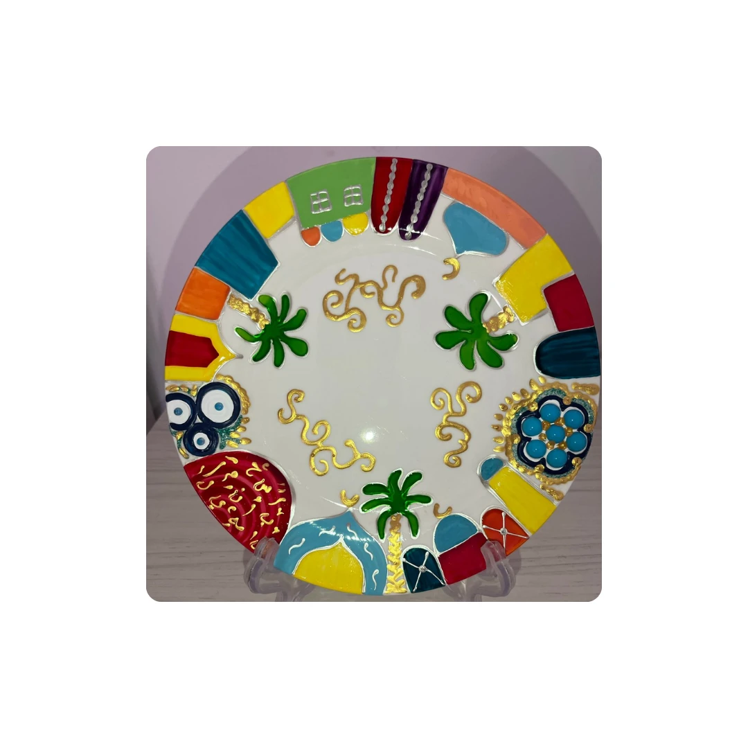 Plates with Unique Designs for Your Special Occasions