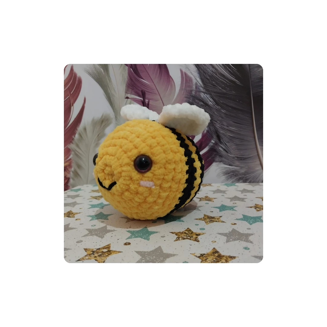 🐝 Handmade Crochet Bee Toy – Amigurumi Soft Plush Doll