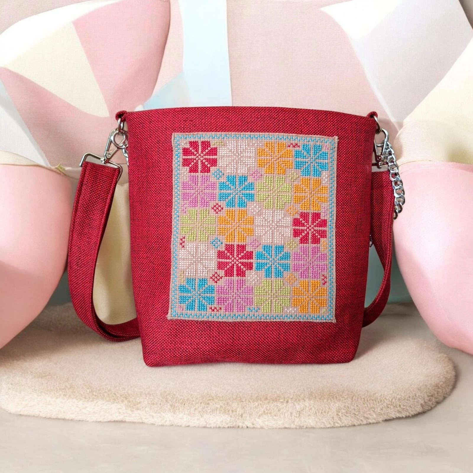 Handbag – Collection of Palestinian Stitches