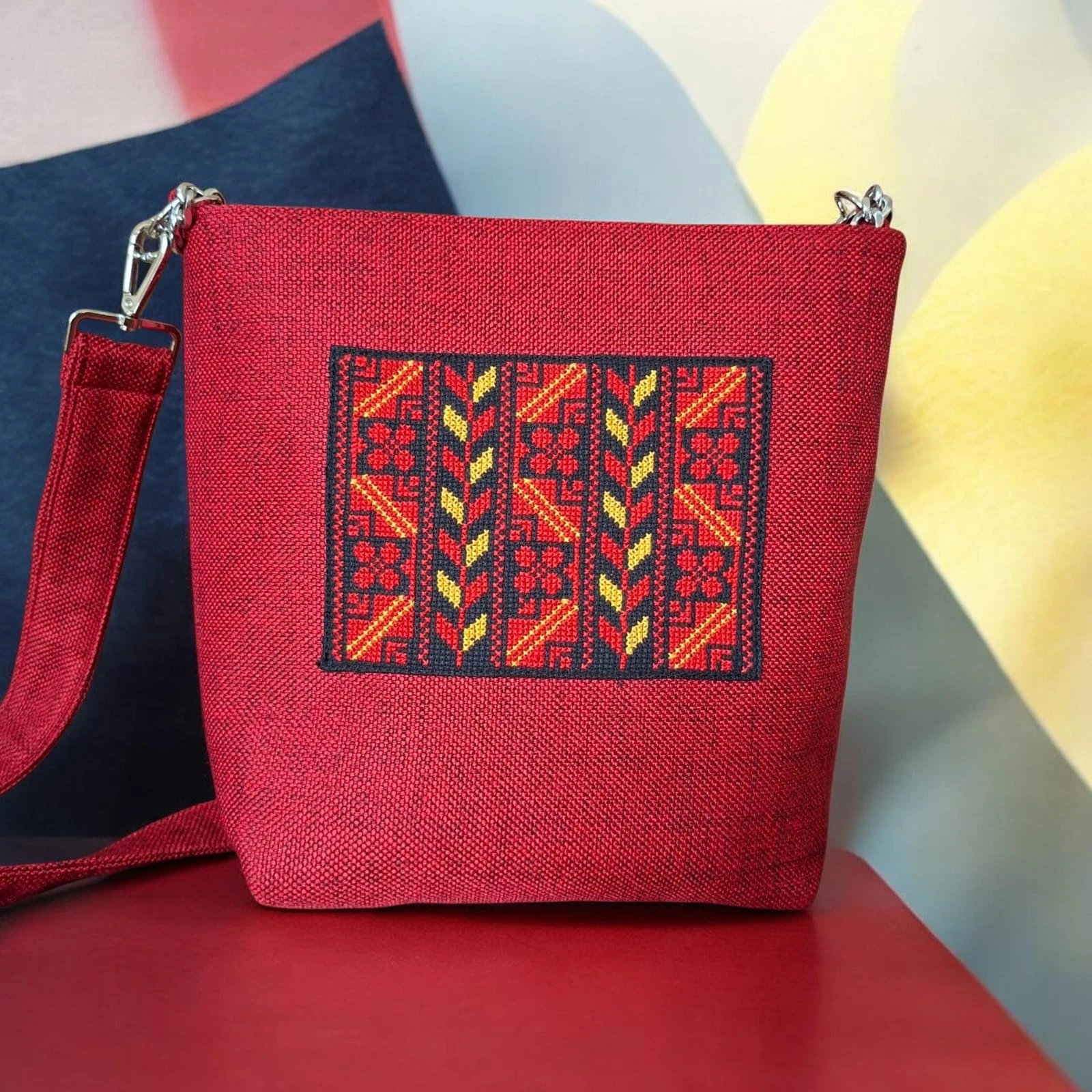 Handbag – Collection of Palestinian Stitches