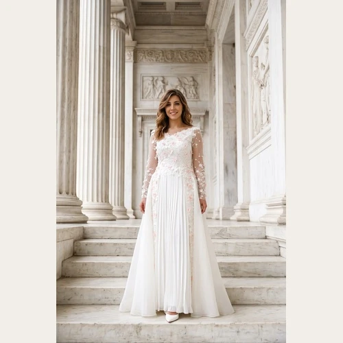 Pre-Loved White Floral Embroidered Maxi Dress – Size 42